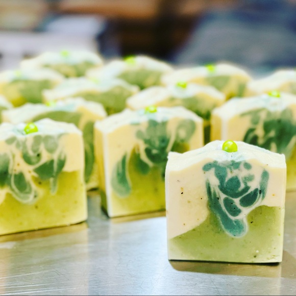 Cucumber Melon Goat Milk & Cream E-Oil Lather Soap - Picture 2 of 2